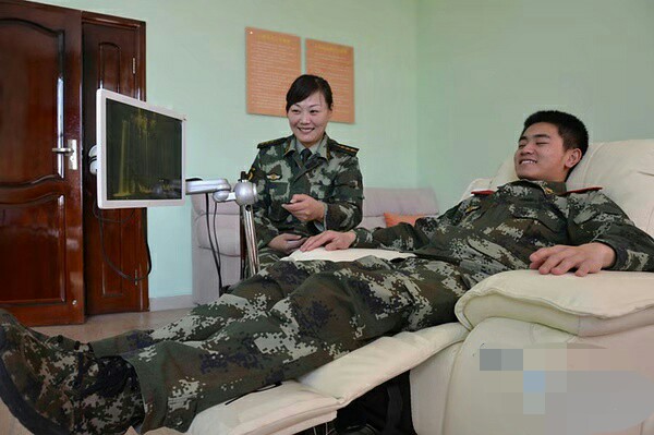 公安消防部队如何使用心理器材进行减压？(图2)