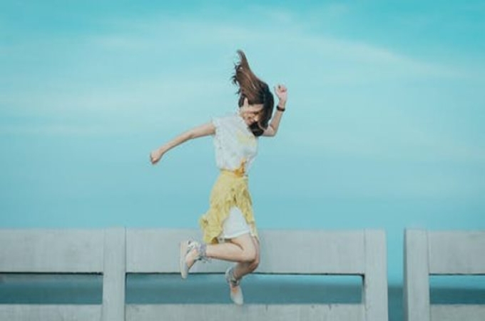 拿得起放得下生活才会更轻松(图1)